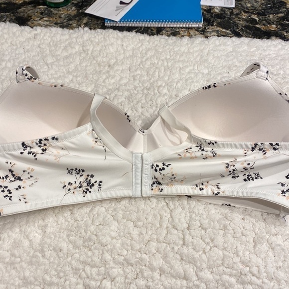 Q womens Cacique plus size bra size 44DD.  EUC - Picture 4 of 4